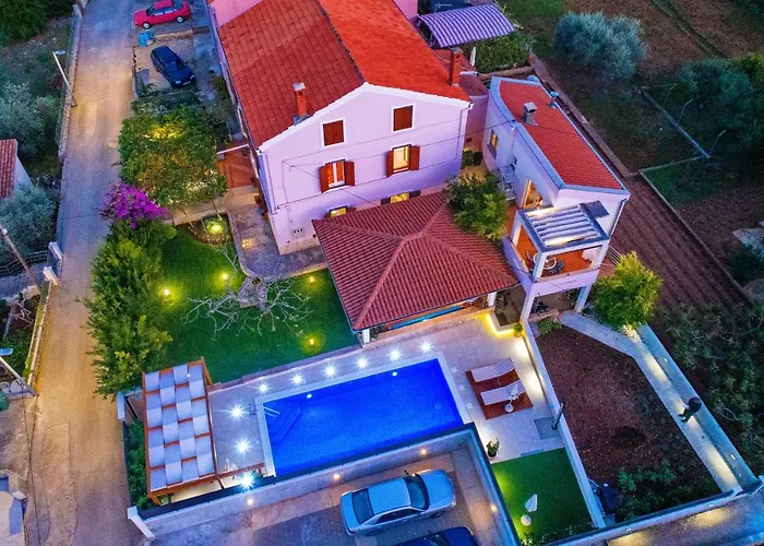Apartments Guc